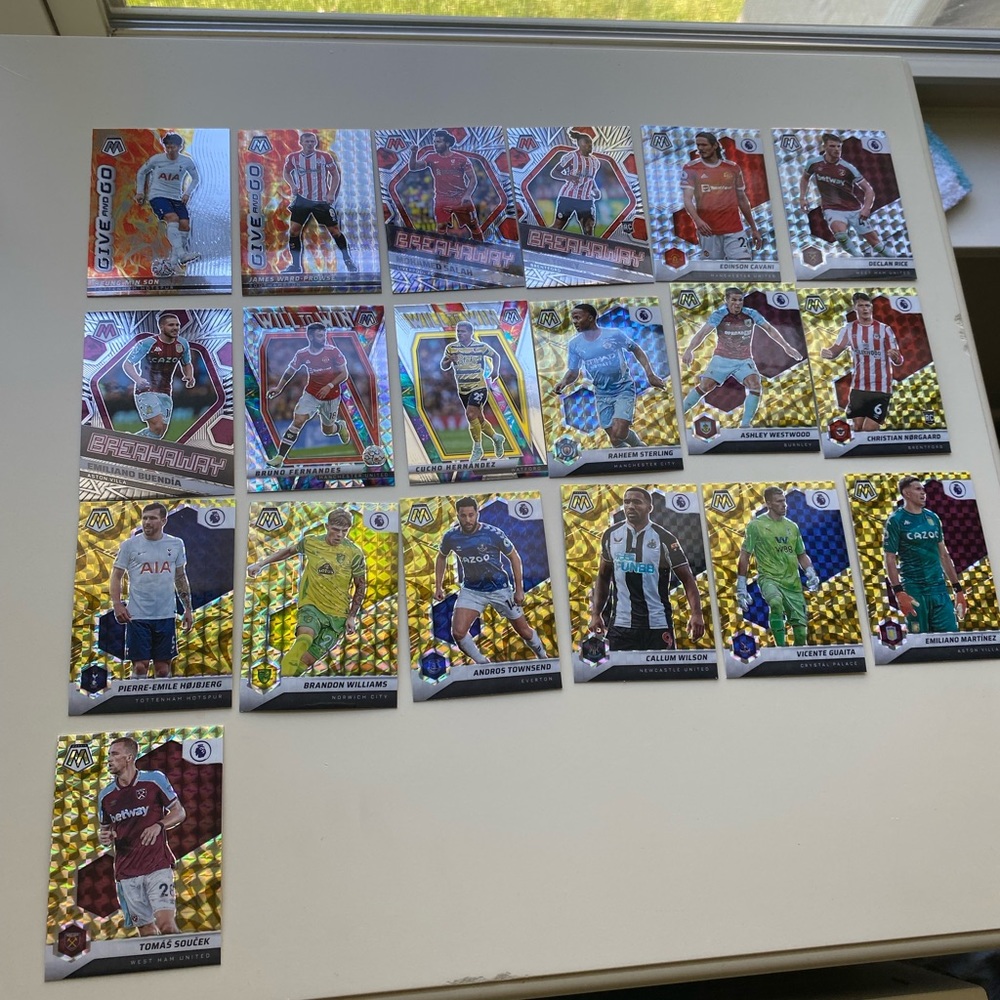 19 CARD MOSAIC PARALLEL SOCCER LOT (GOLD, BREAKAWAYS, WILL TO WIN, etc.)